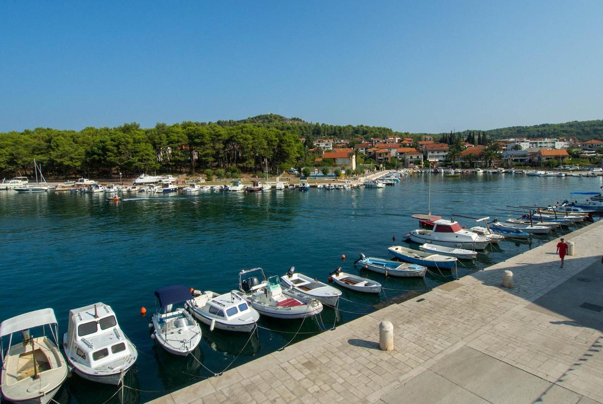 House At The Seafront Apartment Stari Grad  Exterior photo